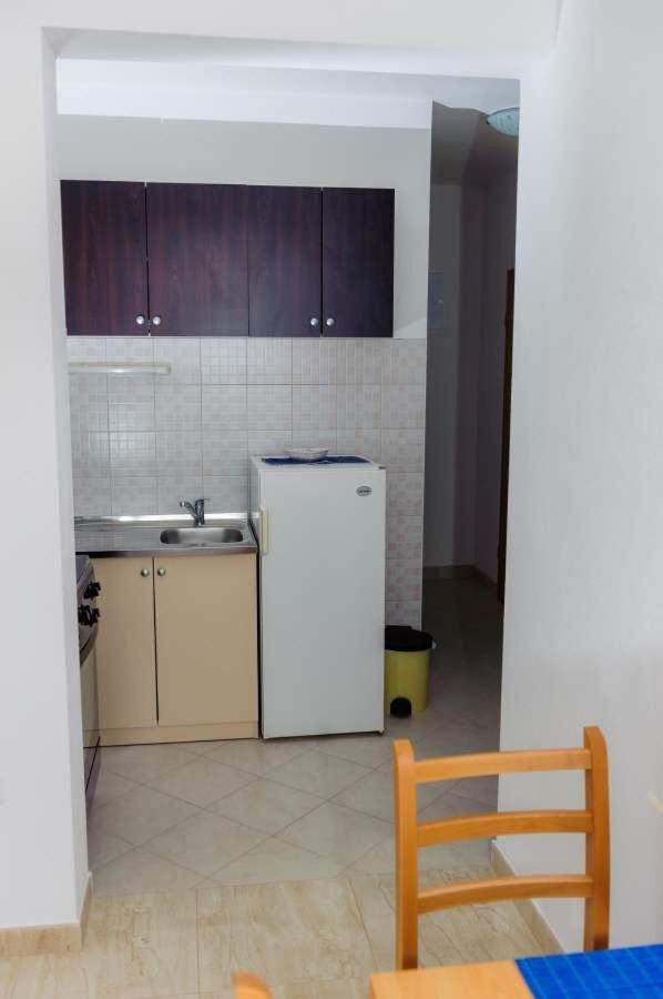 Apartments Ljuba Дуба Екстериор снимка