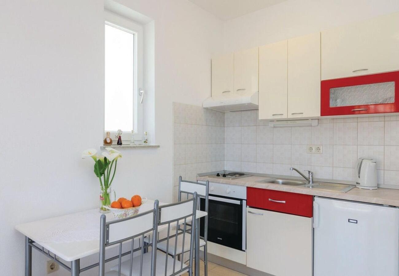 Apartments Ljuba Дуба Екстериор снимка