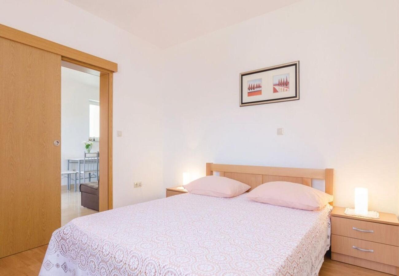 Apartments Ljuba Дуба Екстериор снимка