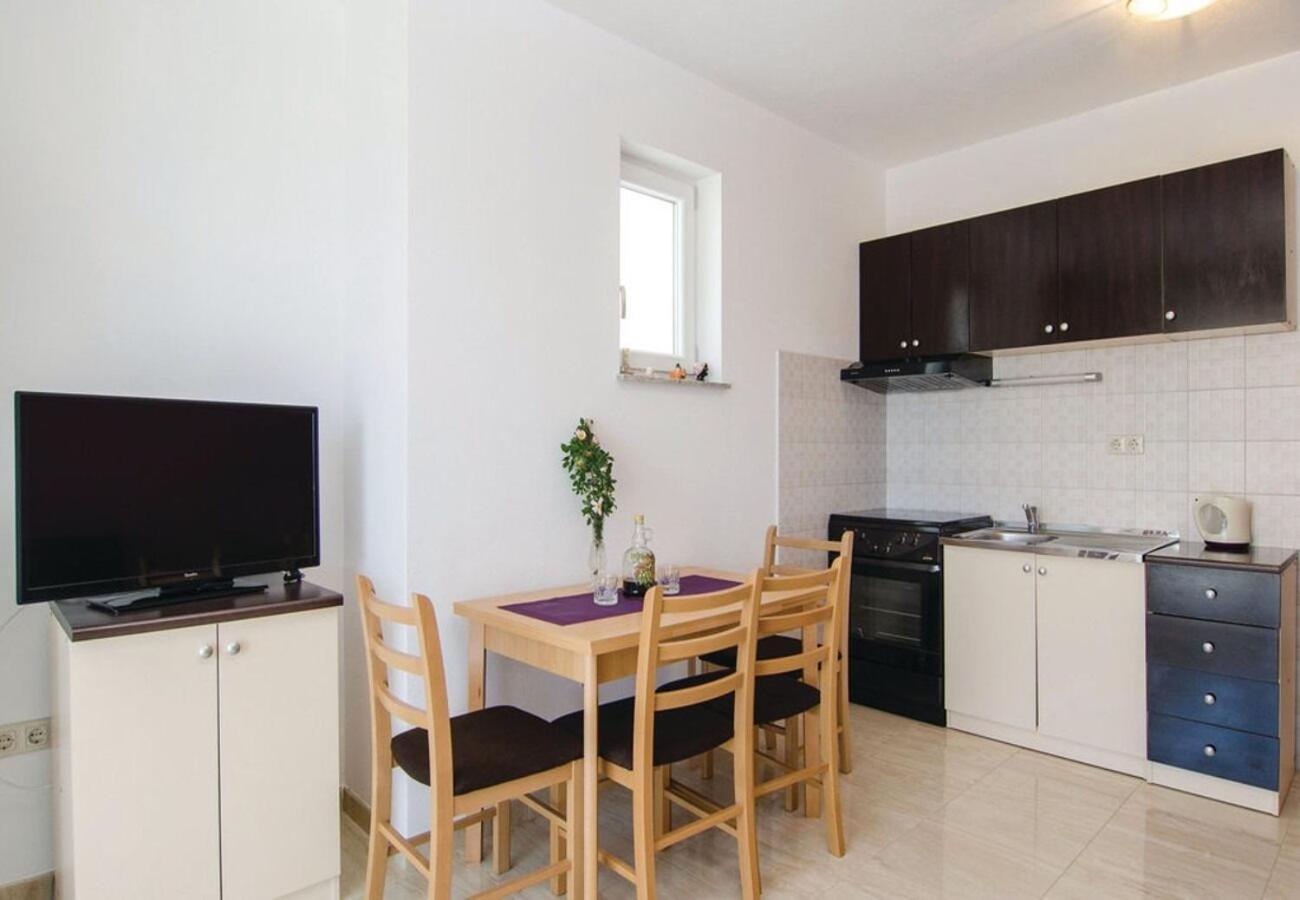 Apartments Ljuba Дуба Екстериор снимка