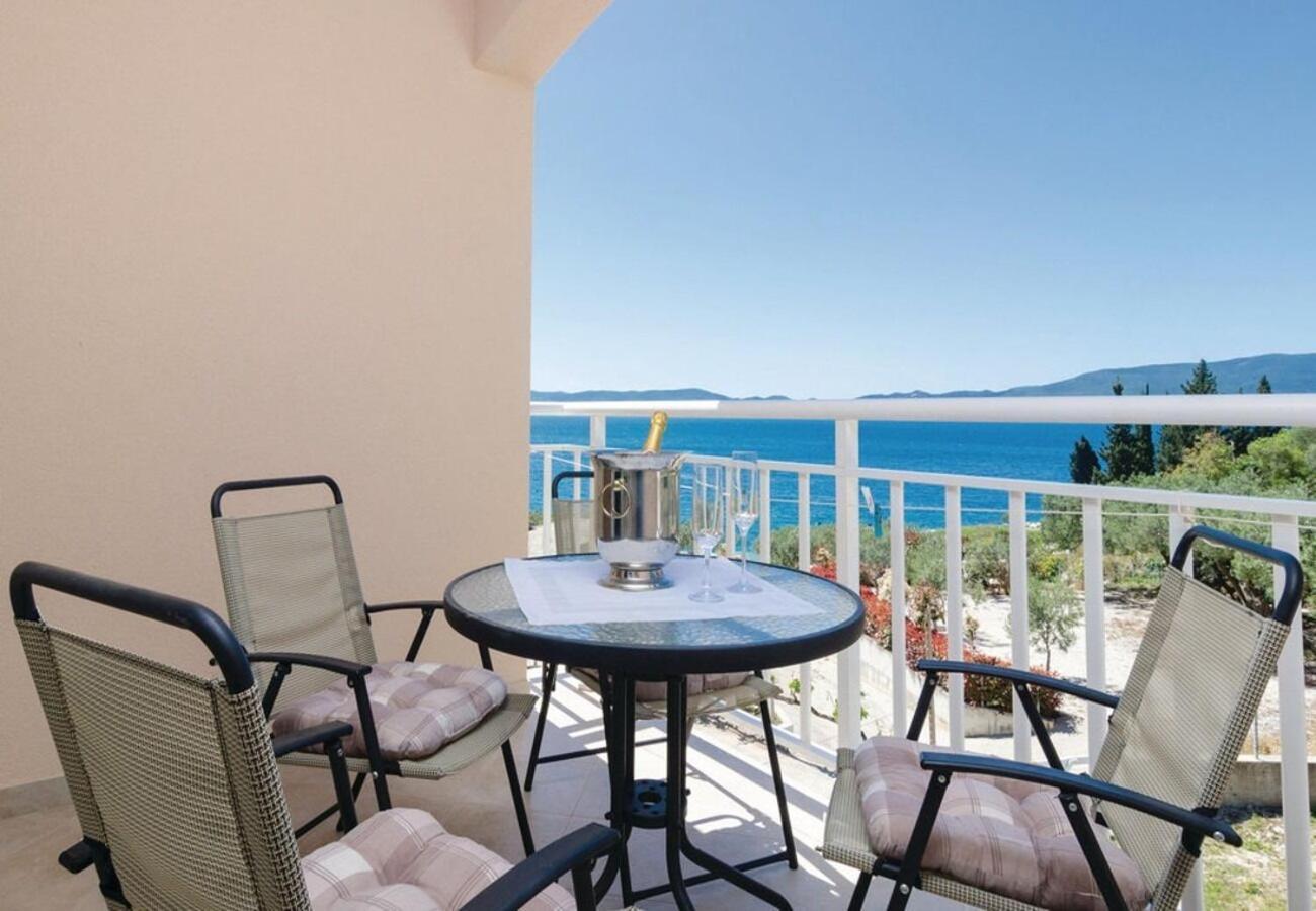 Apartments Ljuba Дуба Екстериор снимка