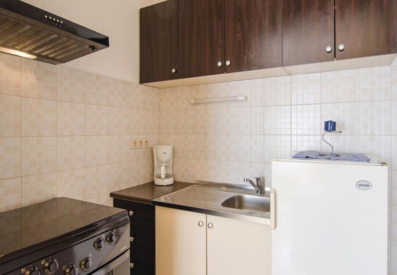 Apartments Ljuba Дуба Екстериор снимка