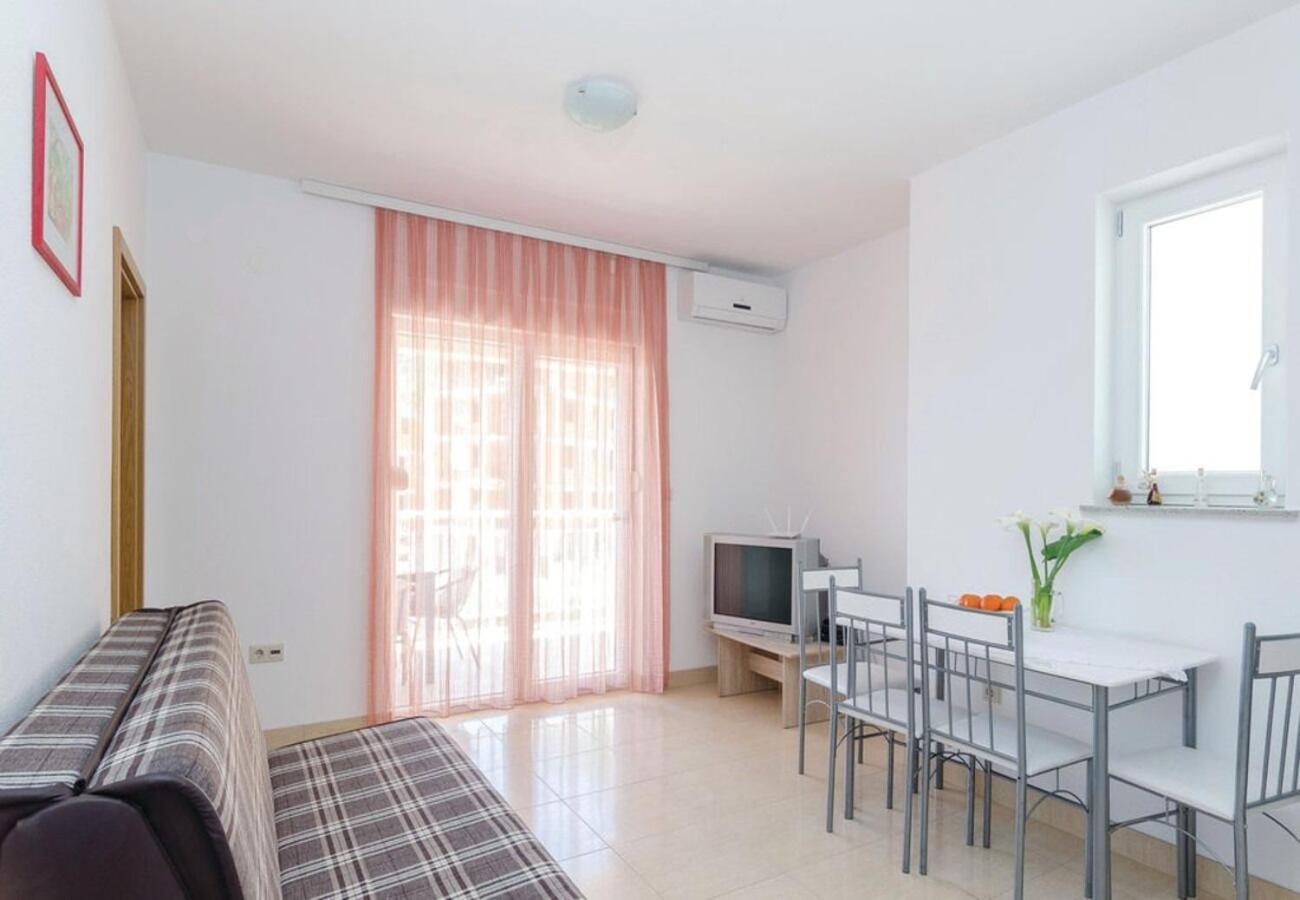 Apartments Ljuba Дуба Екстериор снимка